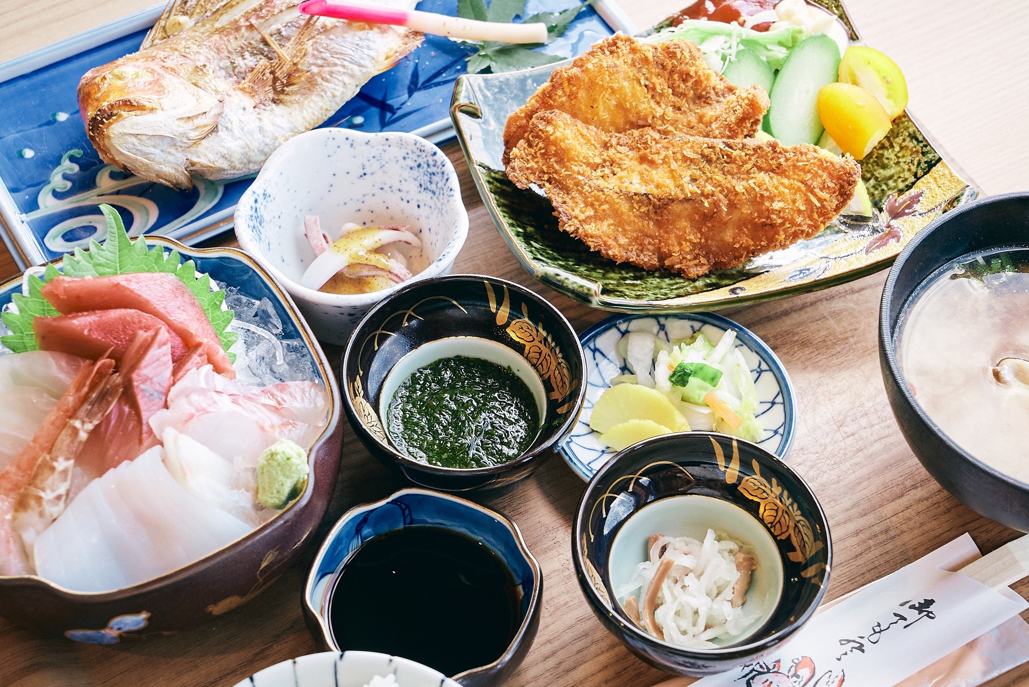 福井観光に来たなら「寿司」「お造り」「海鮮丼」、越前海岸で獲れた四季折々の海鮮・魚介を堪能しよう！
