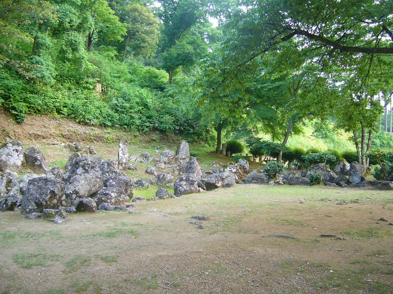 朝倉氏遺跡にある４つの特別名勝のうち最古の庭園「湯殿跡庭園」