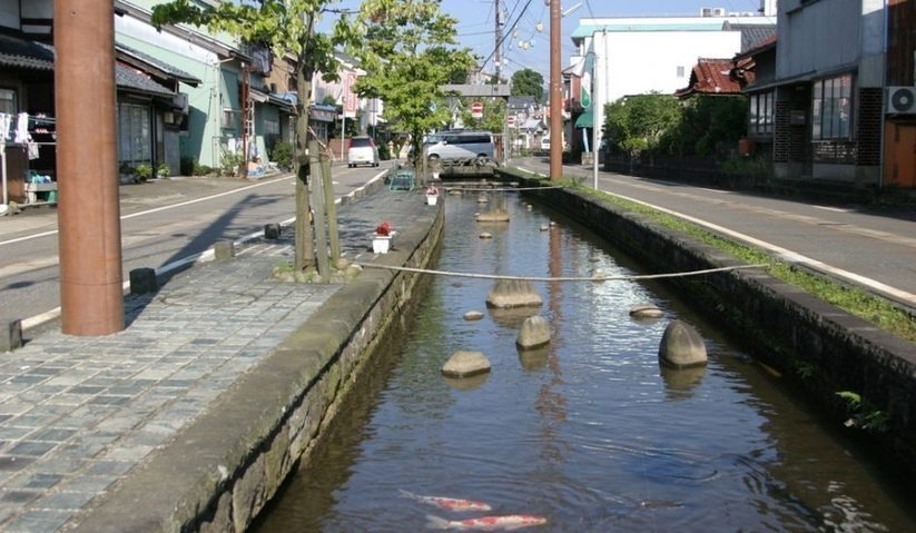 東郷地区の街並