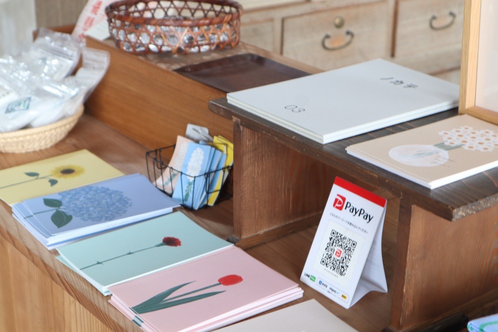 点景に宿泊すればノカテの販売するグッズや地域の塩なども購入できます。