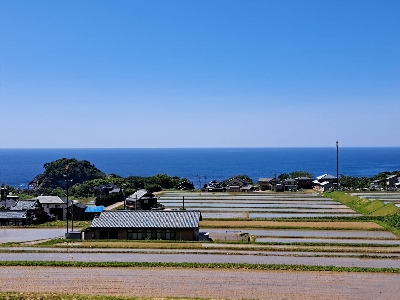 裏通りから見る景色も美しい