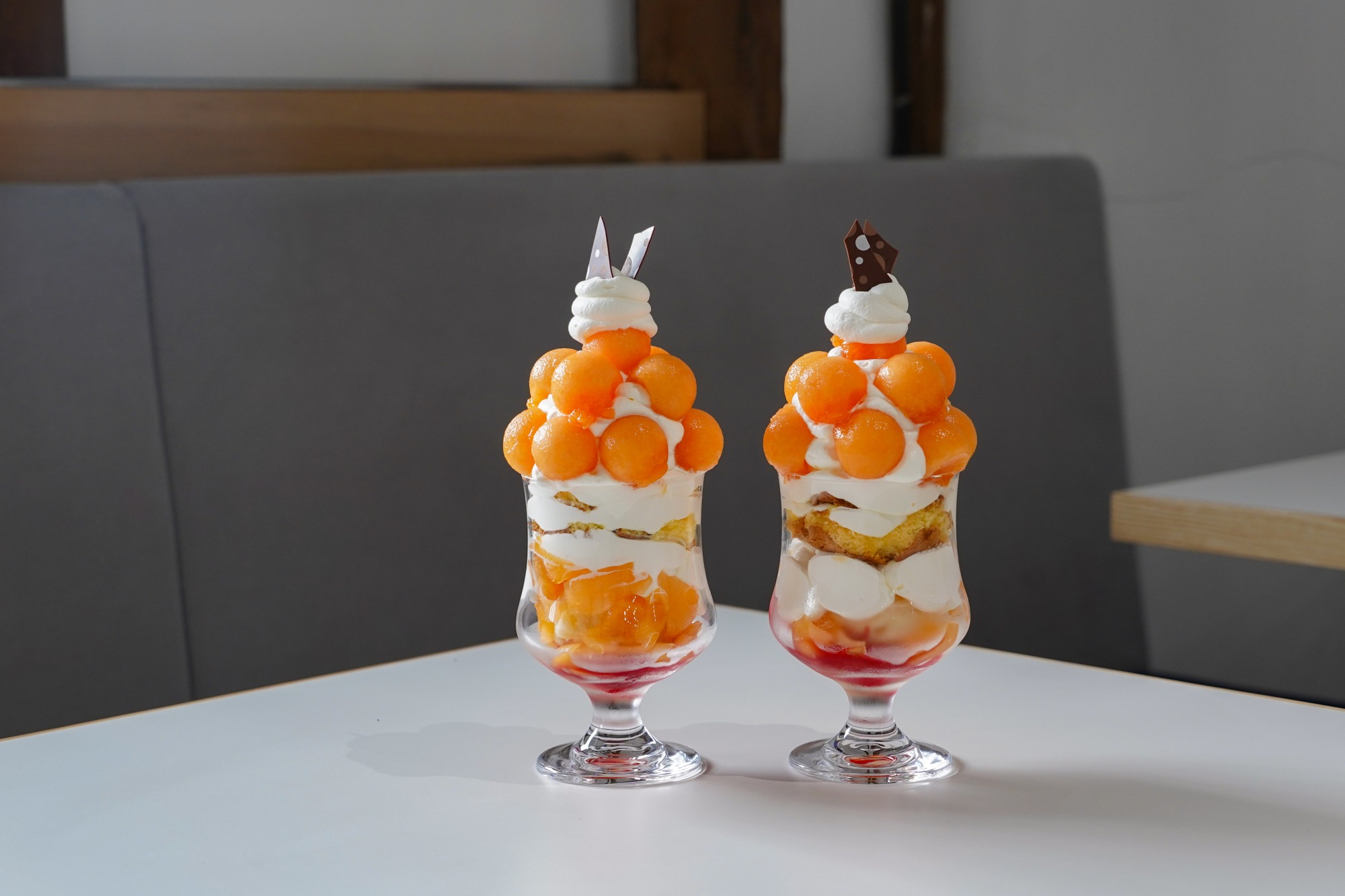 季節のジェラートパフェも毎回大好評!