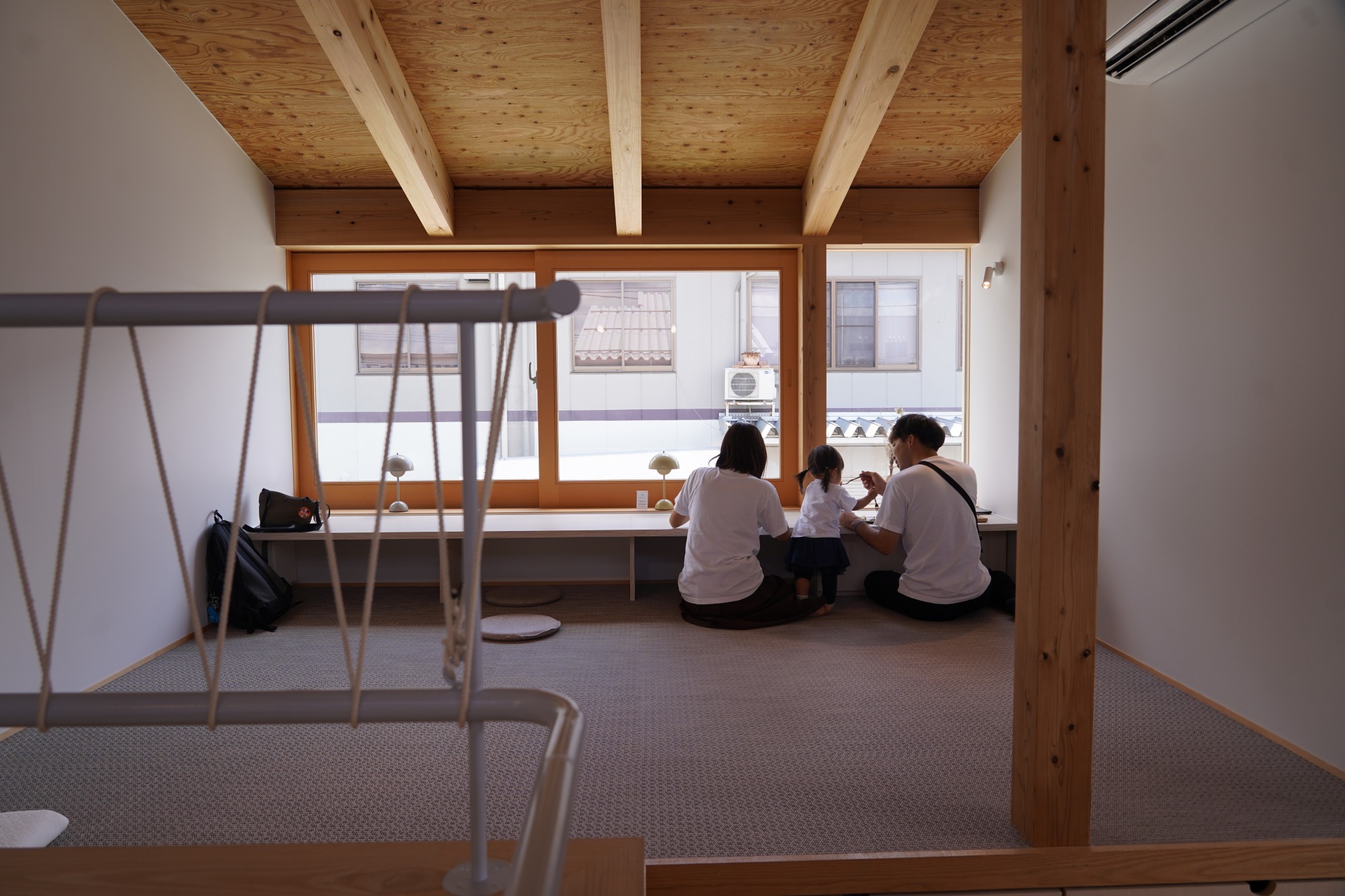 子連れも安心の、座敷のある二階席