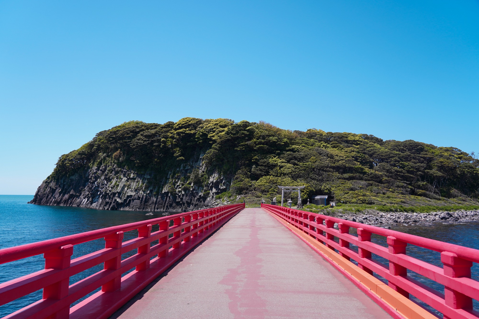 神の島「雄島」