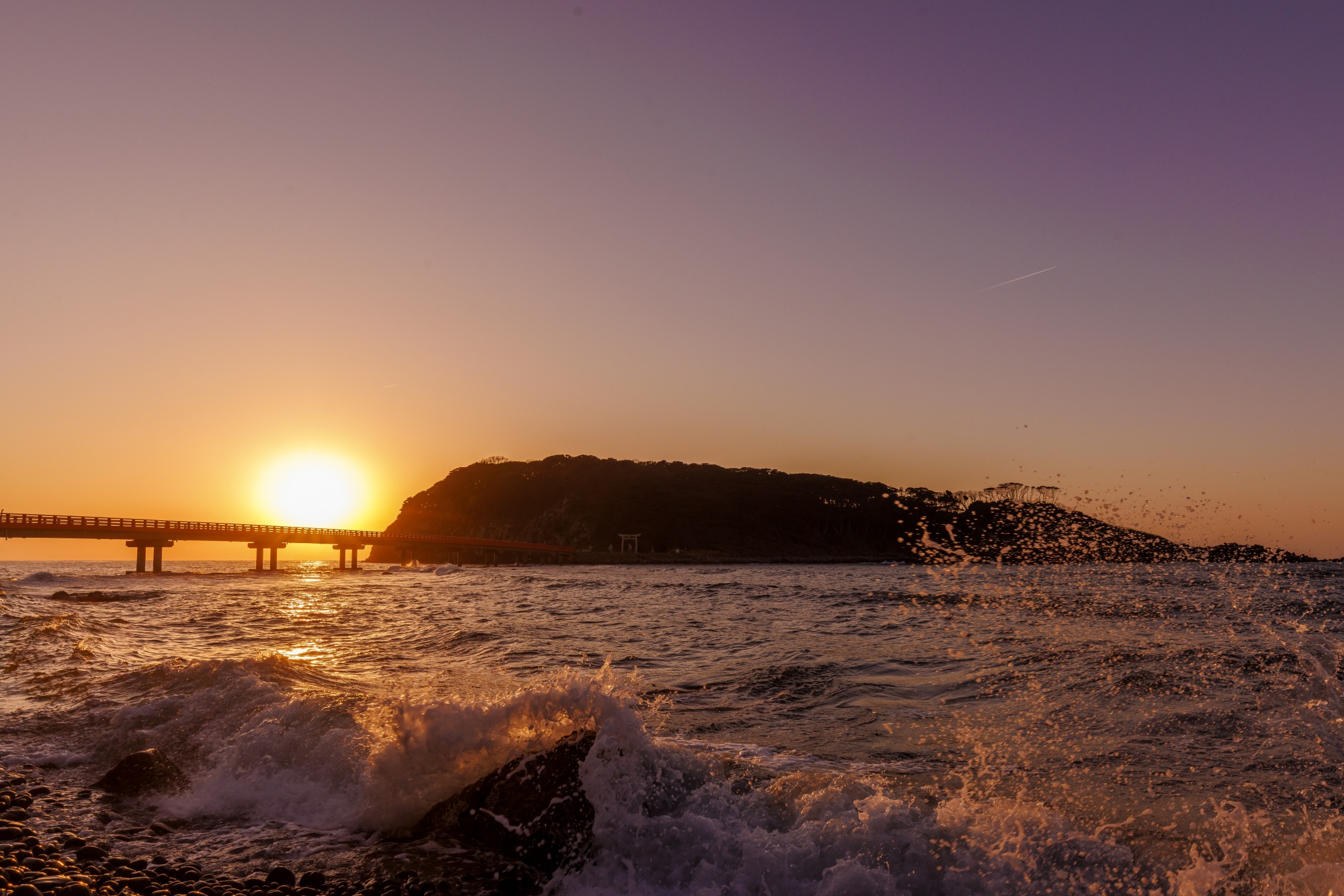 夕日が沈む美しい光景に出会うことも。提供：さかい旅ナビ