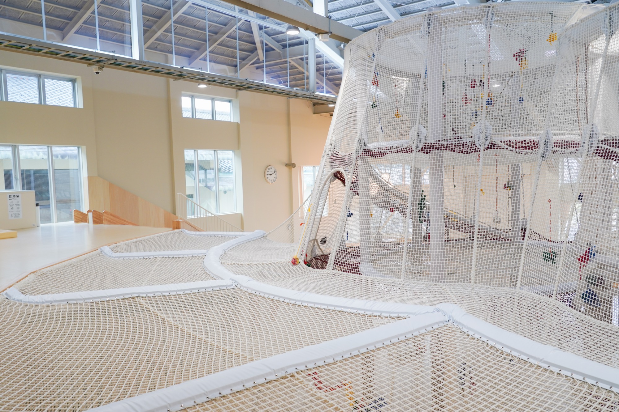 ２階スペースとつながっています