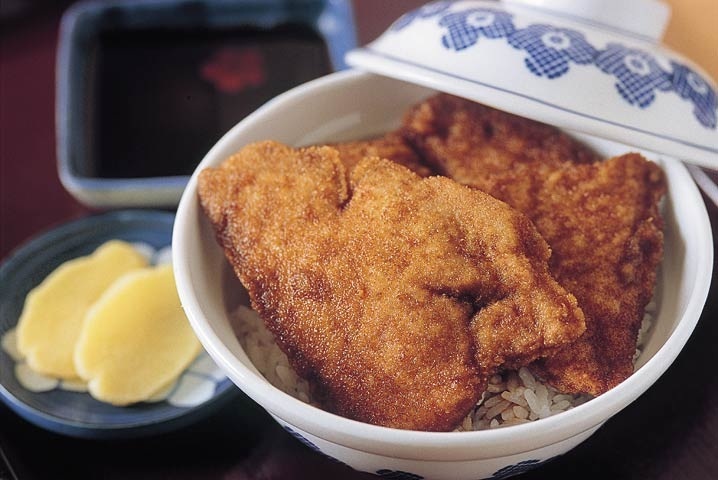 福井名物「ソースカツ丼」とは？