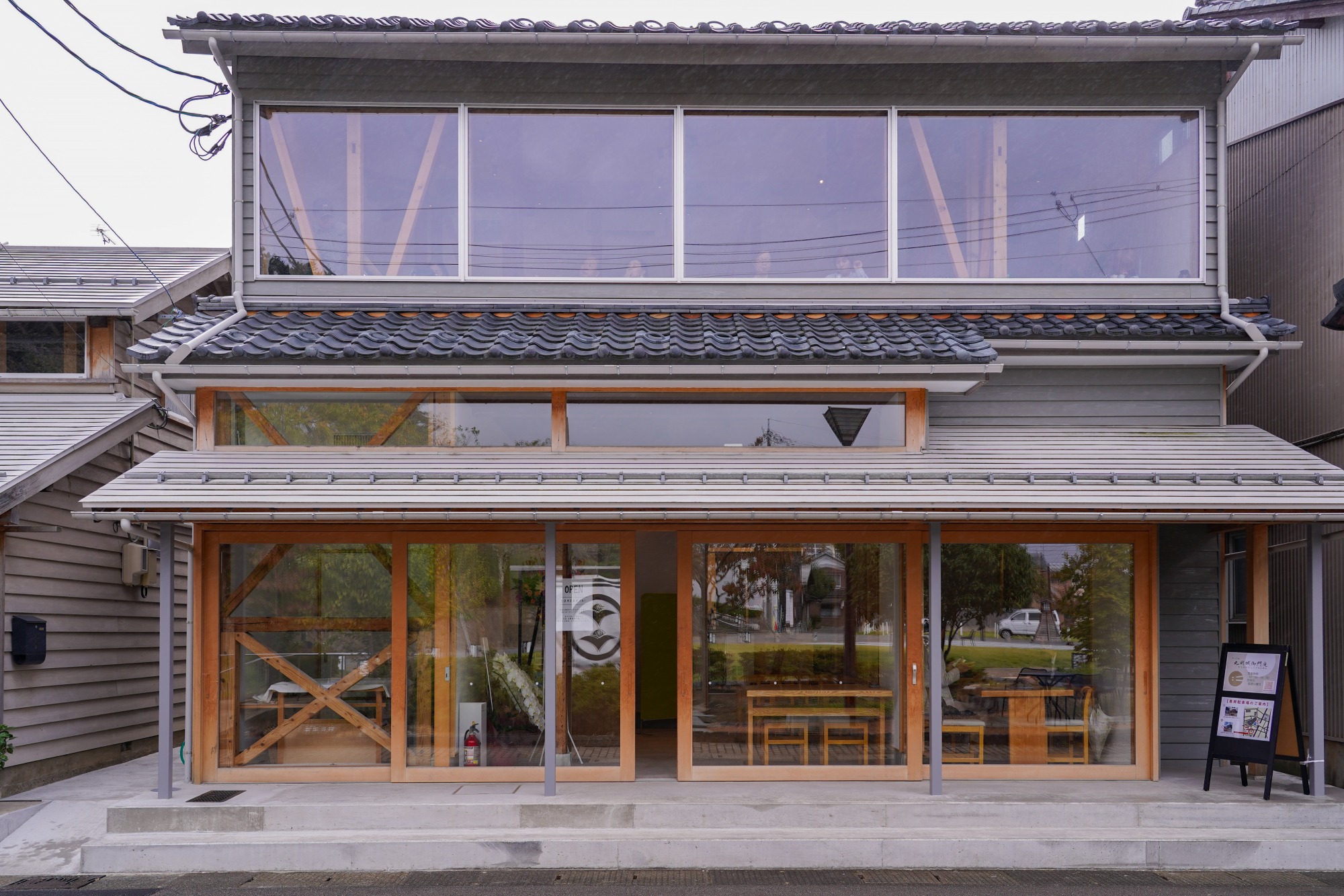丸岡城ふもとにある蕎麦屋
