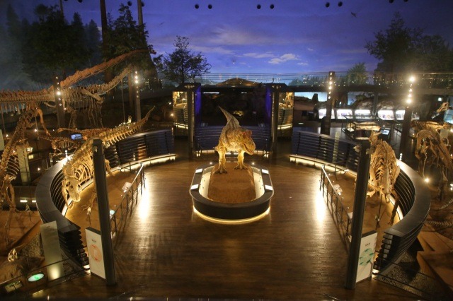 世界三大恐竜博物館「恐竜博物館」