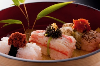 料理＜画像提供：開花亭＞