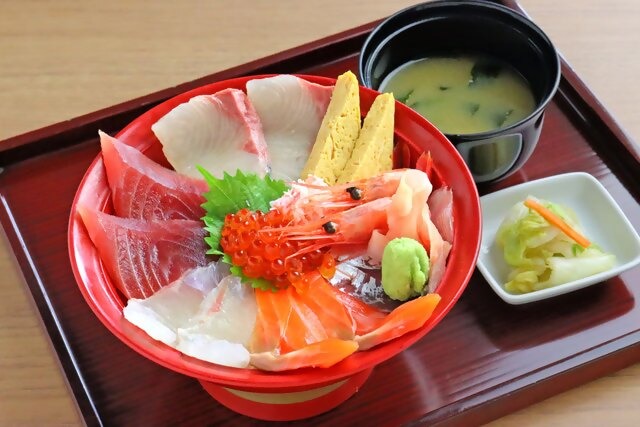 お市の海鮮丼