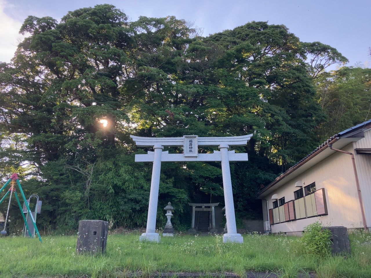 石の御神体 稲荷神？ （石橋稲荷神社 - 台東区/東京都 | Omairi(お 
