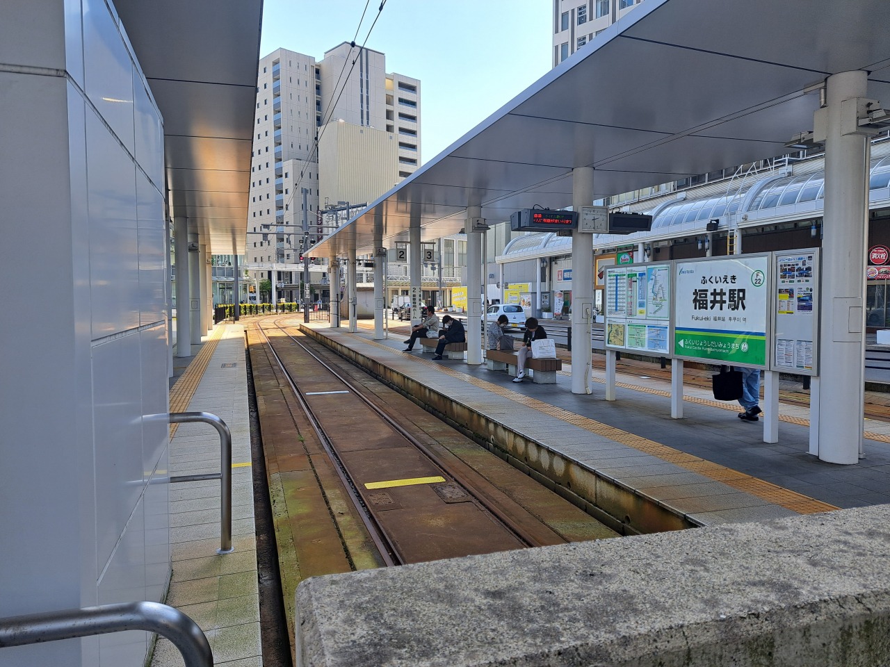 福井鉄道福井駅｜スポット・体験｜福いろ|福井市公式観光サイト 名所