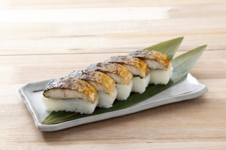 焼き鯖寿司